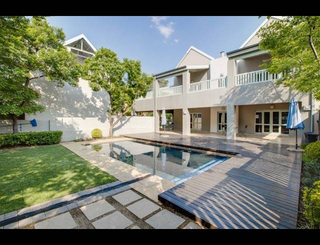 1 BEDROOM APARTMENT TO LET IN FOURWAYS